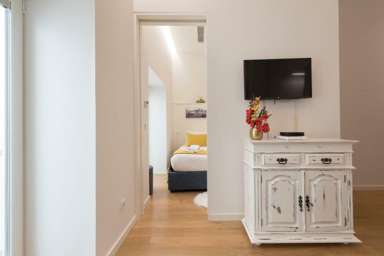 Lovelystay - Majestic Flat In City Center Porto Eksteriør billede
